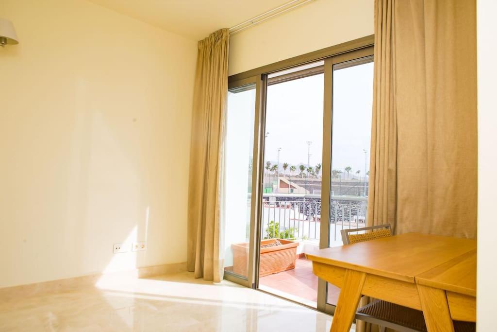 2 Bedrooms Apartment In Magnolia Golf Resort, La Caleta Costa Adeje  Exterior foto